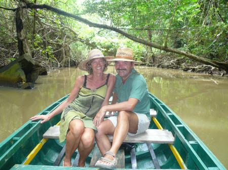 Gondole dans la mangrove